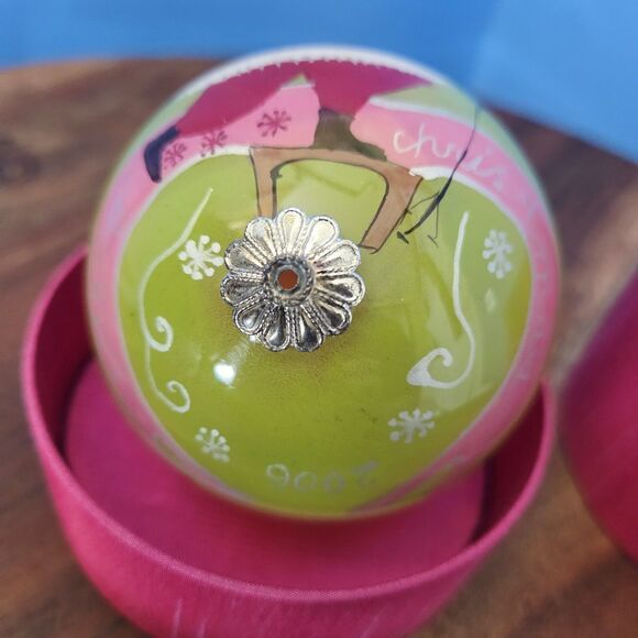 VTG PIER 1 Exclusive Li Bien Painted Glass 2006 Christmas Ornament Green/Multi - Picture 6 of 15